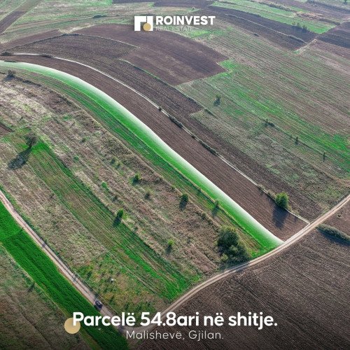 Parcelë në shitje!