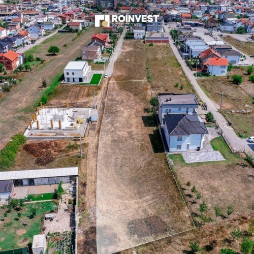 Parcelë në shitje!