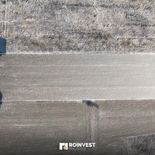 Parcelë në shitje!