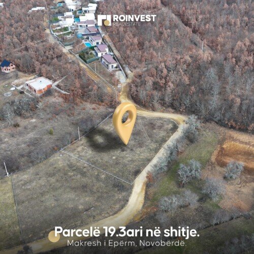 Parcelë në shitje!