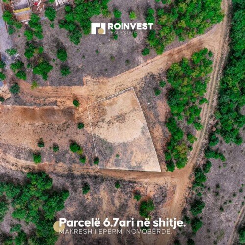 Parcelë në shitje!