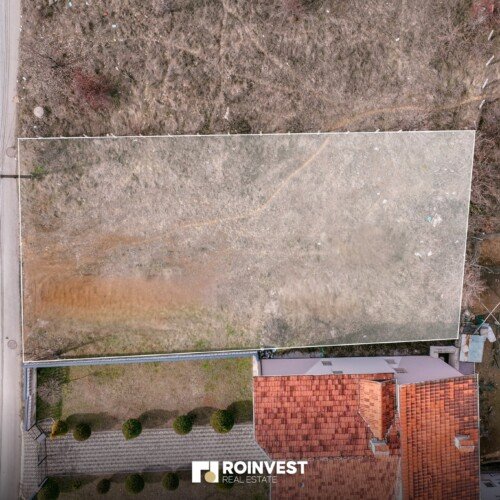 Parcelë në shitje!