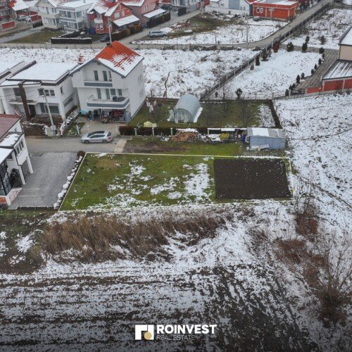 Parcelë në shitje!