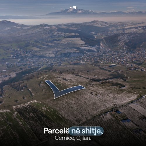 Parcelë në shitje!