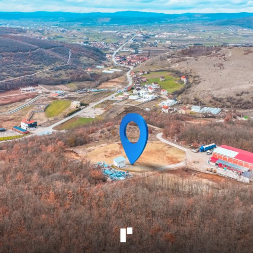 Parcelë në shitje!