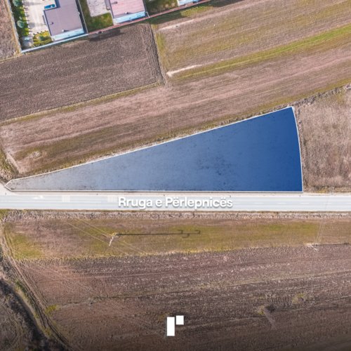 Parcelë në shitje!