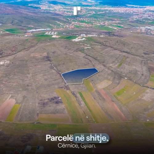 Parcelë në shitje!