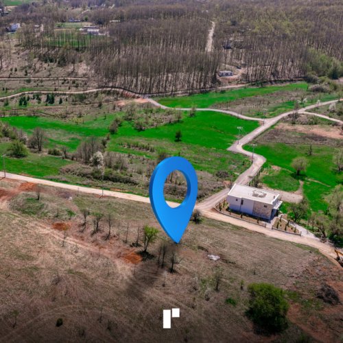 Parcelë në shitje!