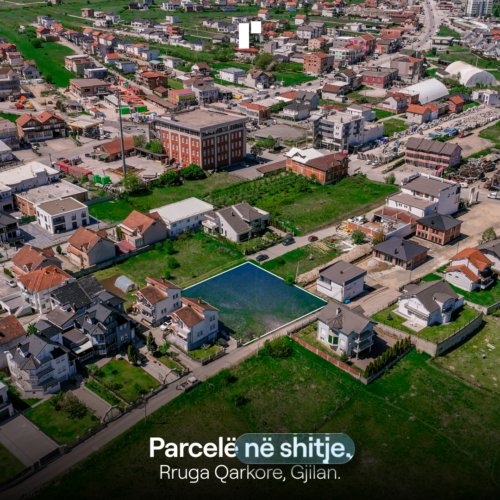 Parcelë në shitje!