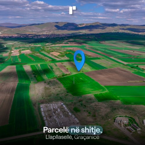 Parcelë në shitje!