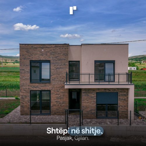 Shtëpi në shitje!