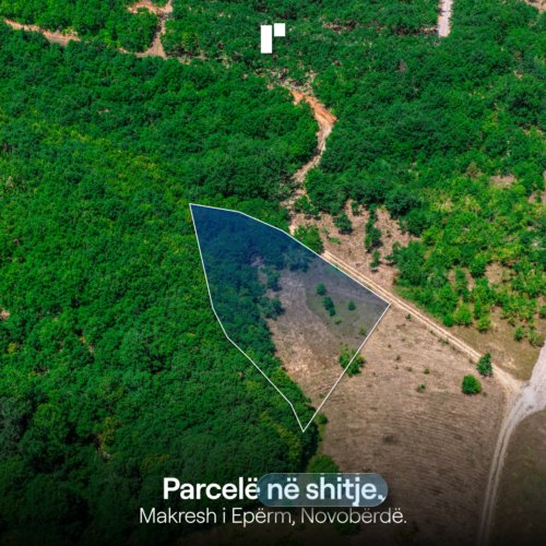 Parcelë në shitje!